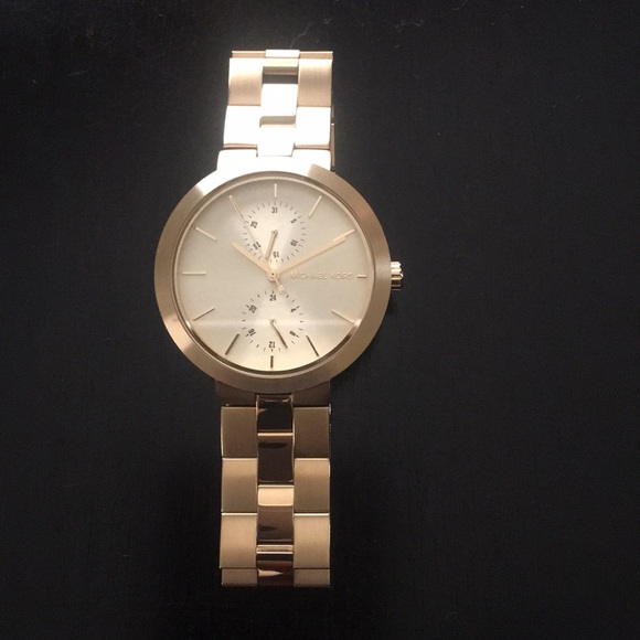 Michael Kors Watch - Picture 2 of 4